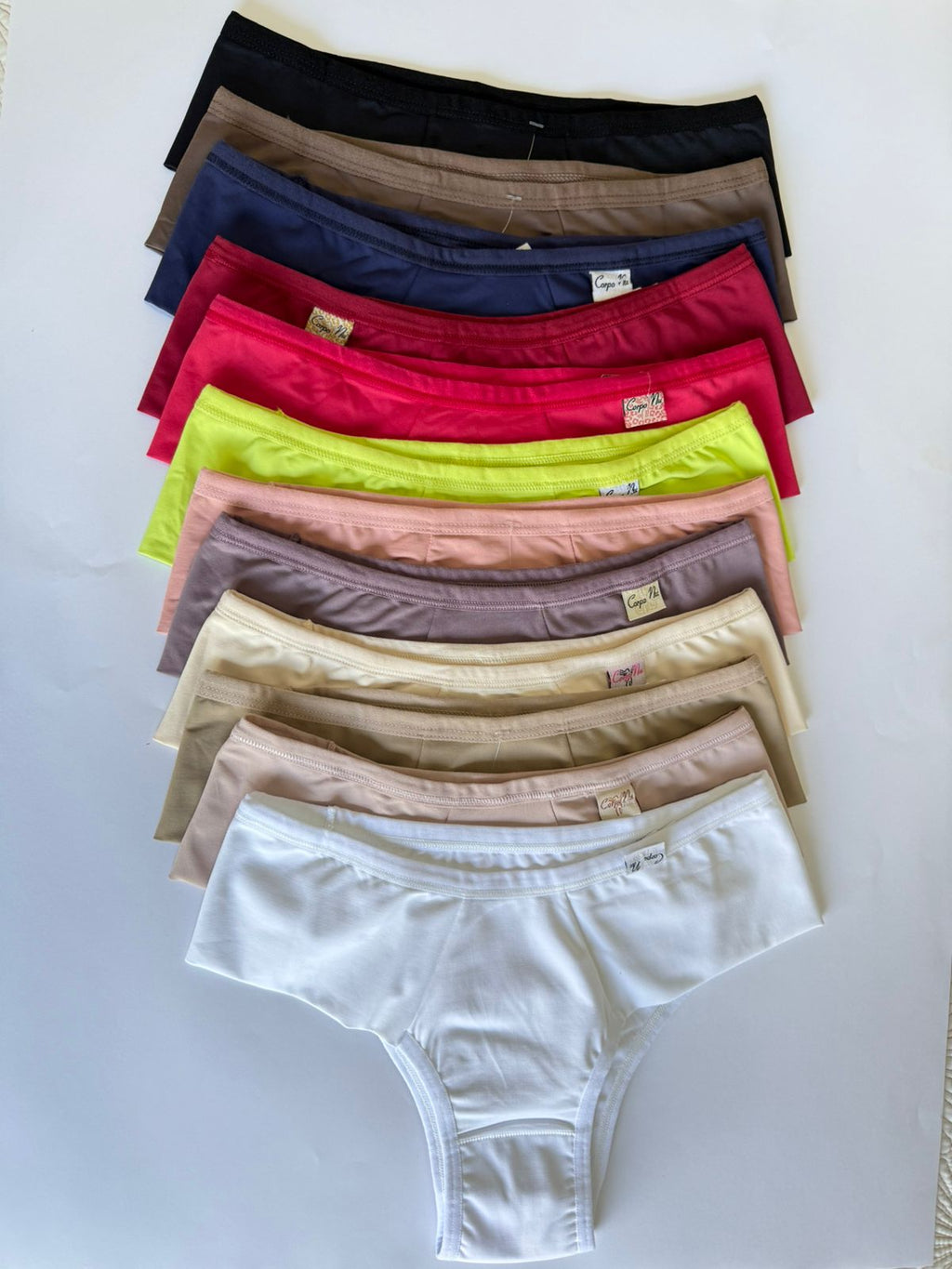 Kit com 3 Calcinhas Tangas