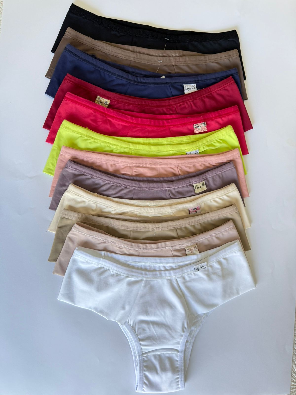 Kit com 3 Calcinhas Tangas